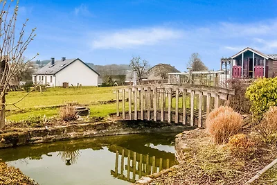 Ferienhaus im Garten von Vaux sur S�re