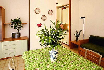 Apartment in a country house in Sirmione near...