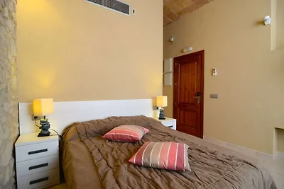 Apartment für zwei Personen mit Swimmingpool