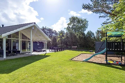 12 Personen Ferienhaus in Hals-By Traum