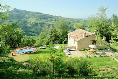 Charmante Villa in Monte San Martino mit...