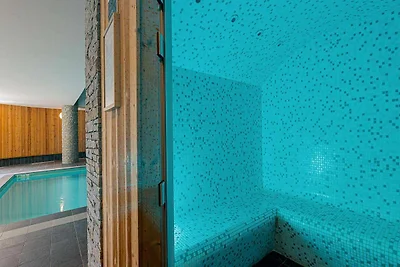 Moderno studio con lavastoviglie nel centro d...