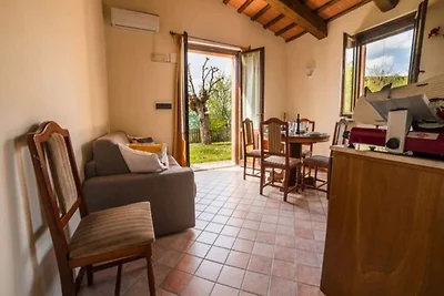 Bella casa vacanze ad Urbania con giardino