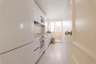 Strandapartment in Marbella mit Balkon