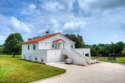 Geräumiges Haus mit privater Terrasse und...