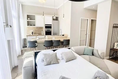 Moderne 2-Zimmer-Wohnung im ruhigen Cannes Hy...