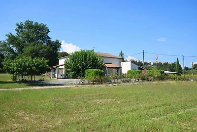 Gemütliches Ferienhaus mit Terrasse
