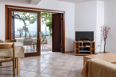 Dolac Green Side Apartments - Two Bedroom Apa...