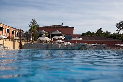 Casa natalizia con terrazza e giardino