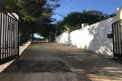 Nobles Ferienhaus in Santa Cristina d "Aro mi...