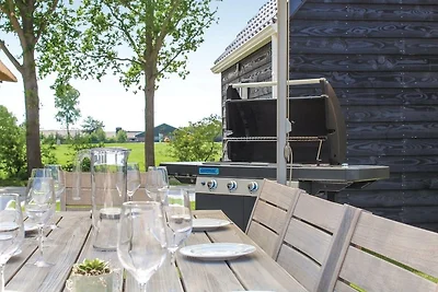Schöne Villa mit Sauna in Friesland