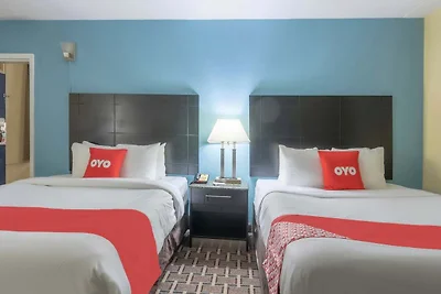 Knoxville, TN | 2 Queensize-Betten
