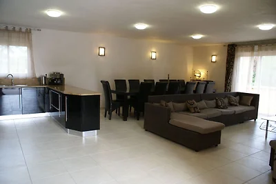 Villa in Moriani-Plage mit Garten