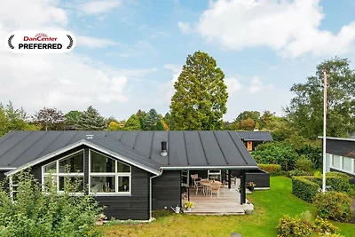 5 persone case ad Malling-By Traum