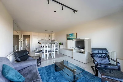 Apartment mit Balkon und Meerblick
