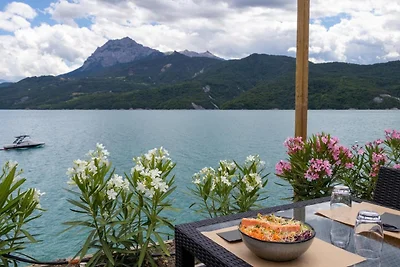 Wohnung am See Serre-Ponçon mit Pool