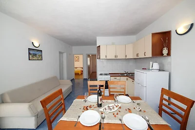 Cozy Beachfront Holiday Home Slatine - Five B...