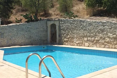 Villa di lusso a Malades Creta