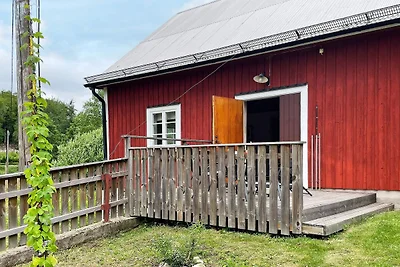 4 esrellas case en SVÄNGSTA