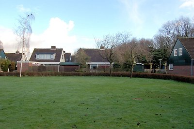 Modernes Ferienhaus in Noordwijkerhout in der...