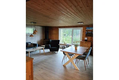 Vakantiehuis in Undenäs met zwembad