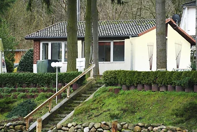 Ferienhaus Vieting direkt am Eldeufer in...