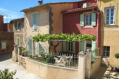 Ferienhaus in der Provence mit Garten