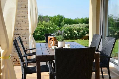 Ferienhaus in Barbici mit Schwimmbecken