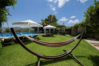 Kretische Villa im Mittelmeer