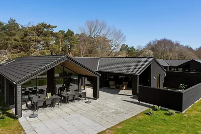 5 esrellas case en Aakirkeby