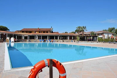 Villa in Cecina Mare bij Zandstrand