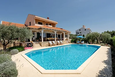 Villa Clara con piscina a Kozino vicino al...