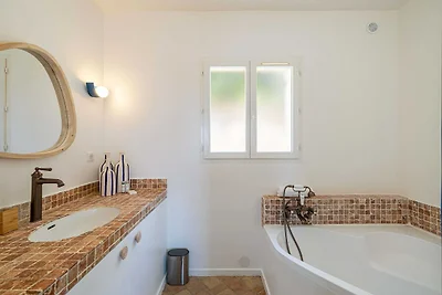 Charmante Wohnung in einer provenzalischen Vi...