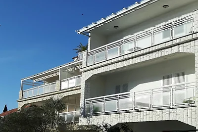 Moderne Wohnung in Biograd für 5 Personen