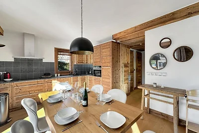 Ferienwohnung in Les Carroz mit Pool und Spa