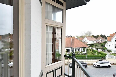Stilvolles Apartment mit Balkon/Terrasse
