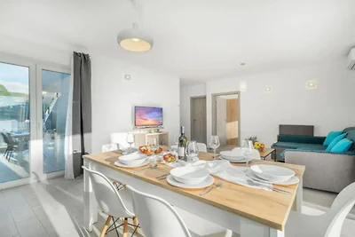 Exclusive Retreat with Private Pool in Novalj...