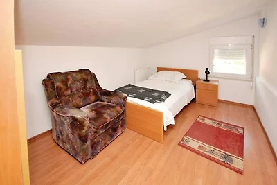 Chic and Stylish Kastel Novi Apartment with P...