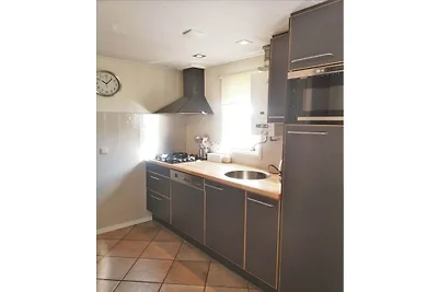 (OJ134) Charmanter Bungalow mit Garten