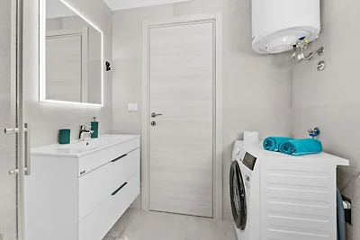 Attraktive Wohnung in Peroj mit Terrasse