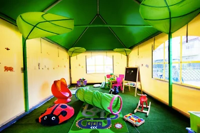 Schöne Ferienwohnung mit Terrasse für 3...