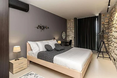 Modernes Ferienhaus in Grizane mit privatem...