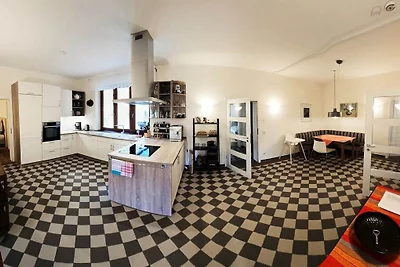 Apartamento vacacional en Pirna con piscina.