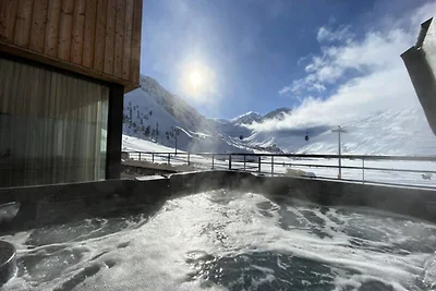 Apartment in Tignes mit Seeblick und Spa