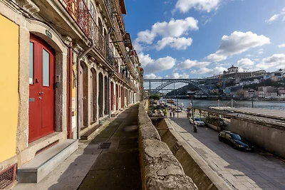 Charmante Wohnung mit Flussblick in Porto
