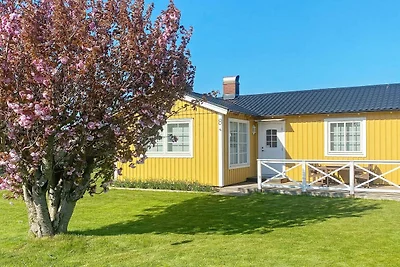 4 Personen Ferienhaus in Tvååker-By Traum
