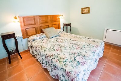 Gorgeous Cottage in Pira Catalonia with priva...