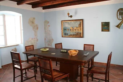 Ferienhaus in Betina mit Schwimmbecken