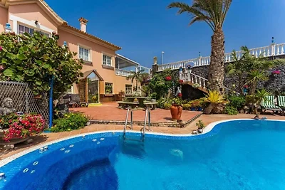 Luxusapartment mit Gartenblick