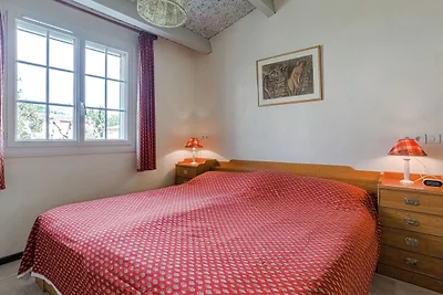 Moderna casa vacanze con piscina